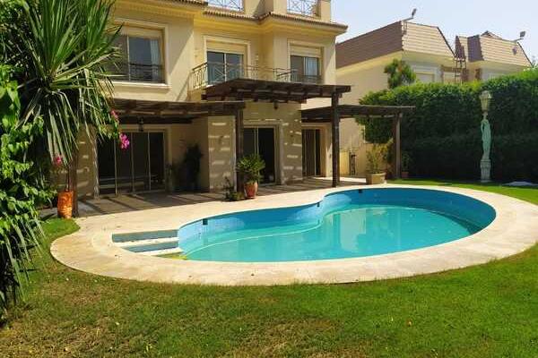 Standalone villa for rent in Katameya Heights