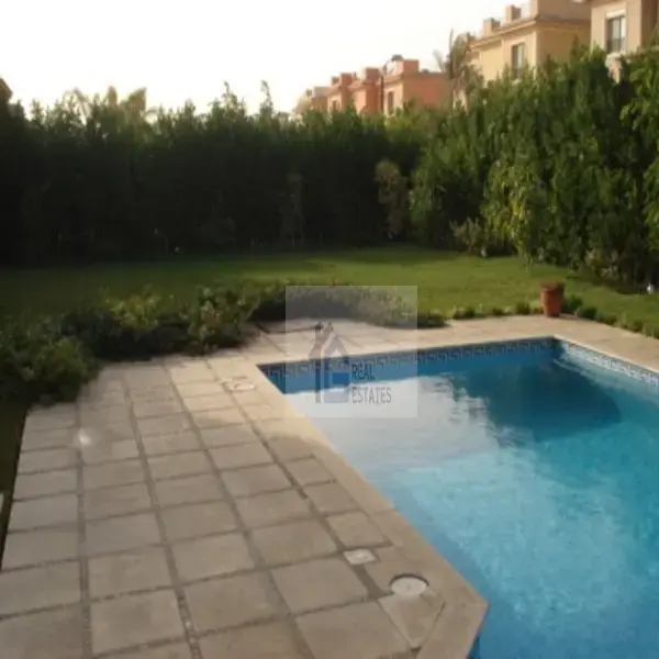 Villa for rent semi furnished in Qatameya Heights