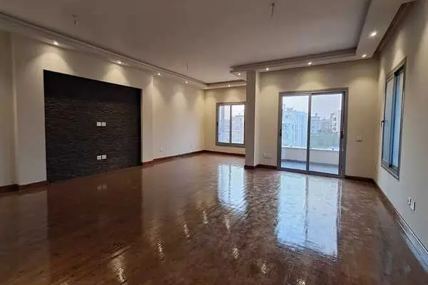 Luxury Apartments Elegant family home premium modern living Private Estate Magnificent Views modern Apartments for rent in West Arabella 3rd floor with private garden new cairo egypt